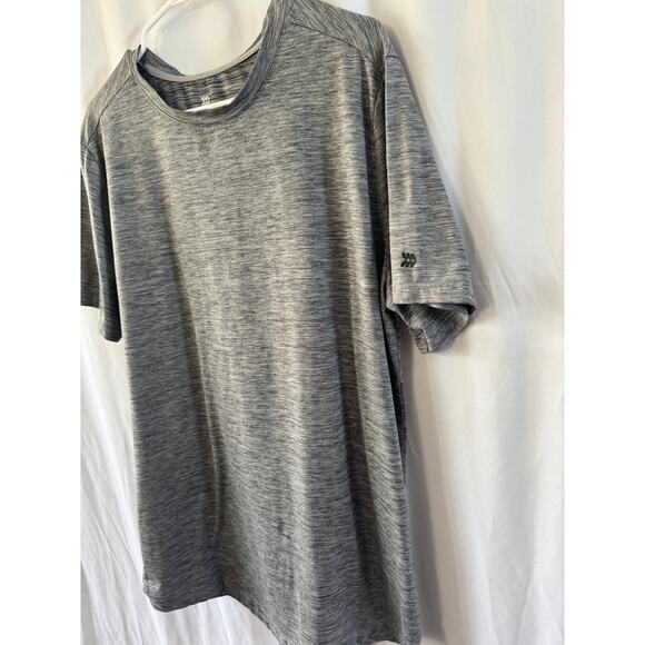 All in Motion Performance T-Shirt – Heather Gray – Size Large - Picture 2 of 6
